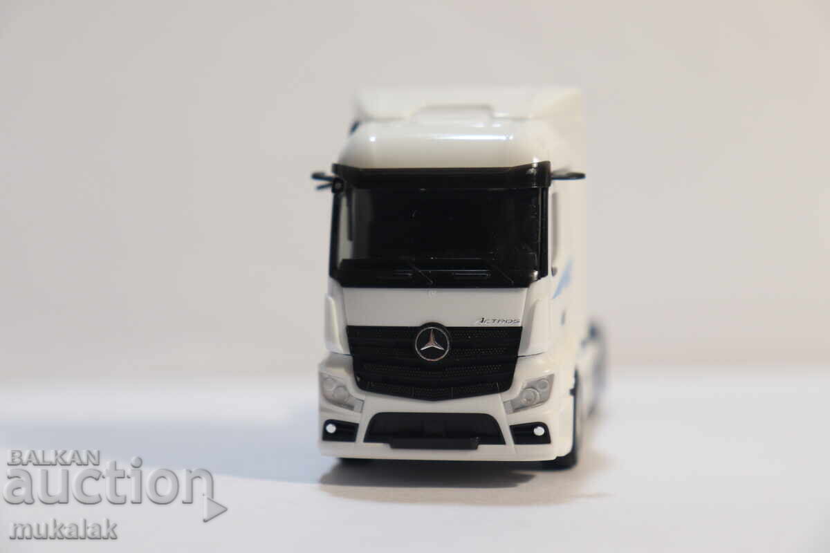 Licitație HERPA H0 1/87 MERCEDES ACTROS CAMION REMORCHER MODEL