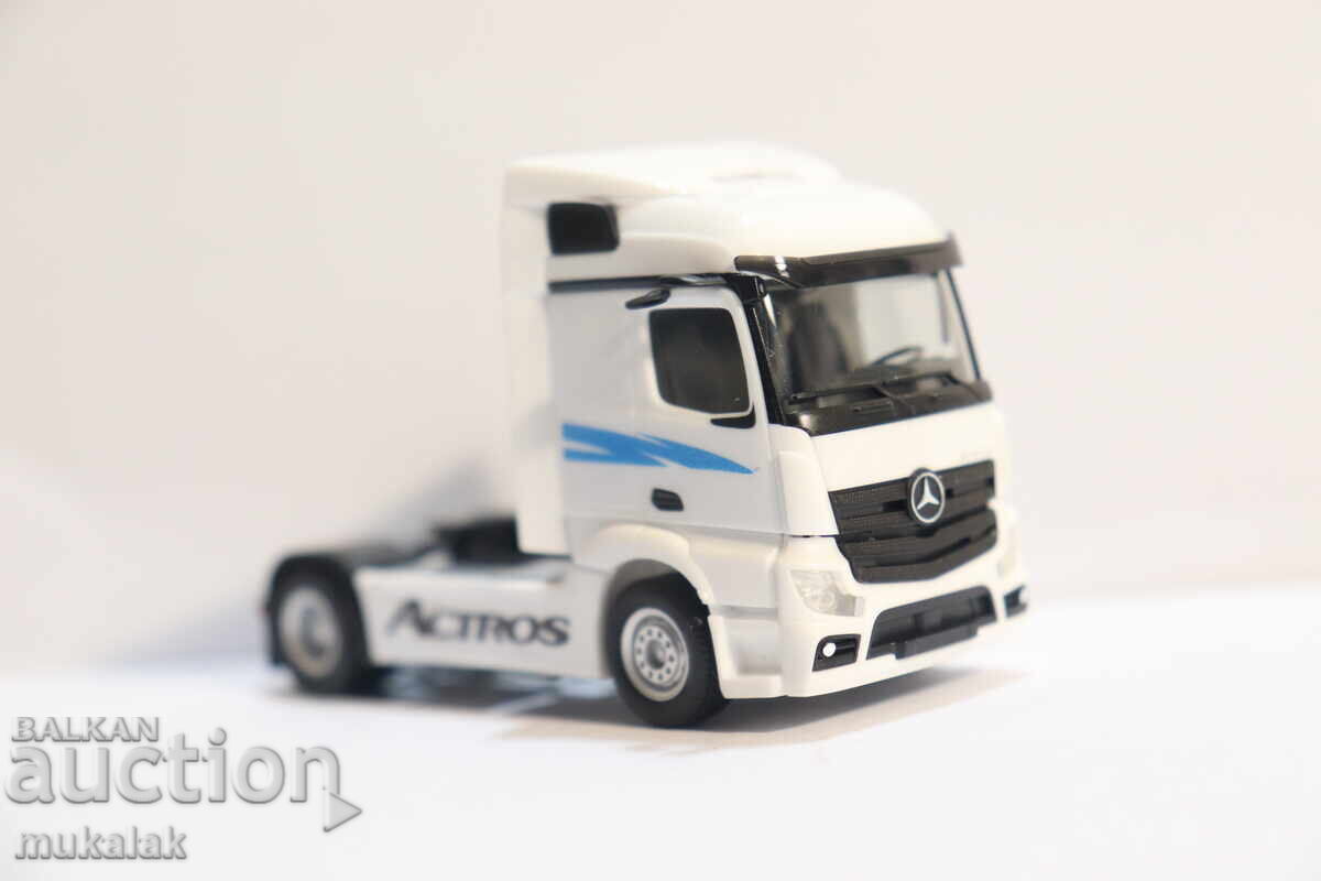 Livrarea HERPA H0 1/87 MERCEDES ACTROS CAMION REMORCHER MODEL