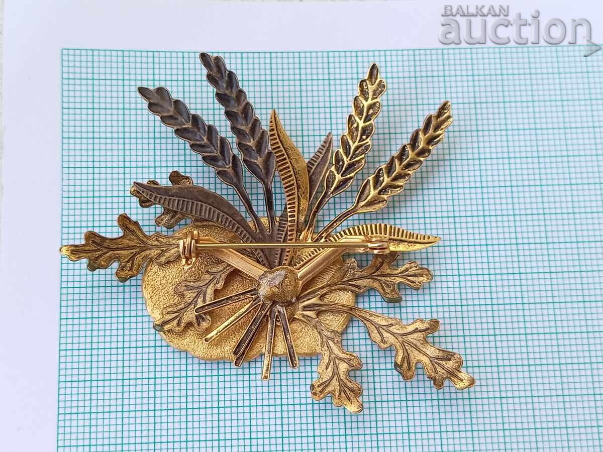 Vintage brooch with Halloween pumpkins enamel - 5