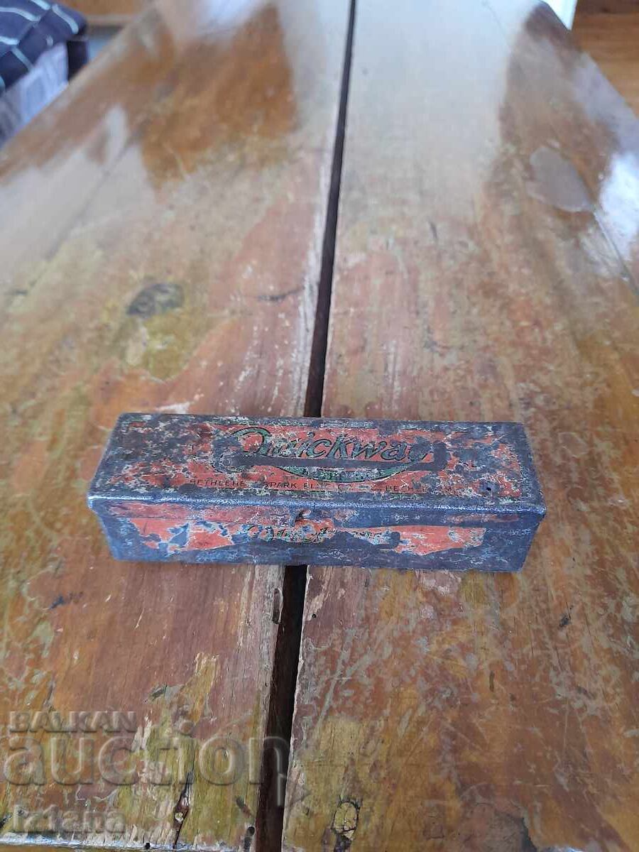 Dulap vechi Quickway