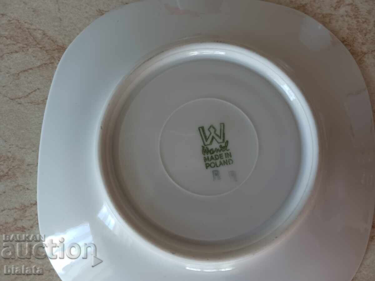 Παράδοση Σετ πολωνικής πορσελάνης Παράδοση Σετ πολωνικής πορσελάνης