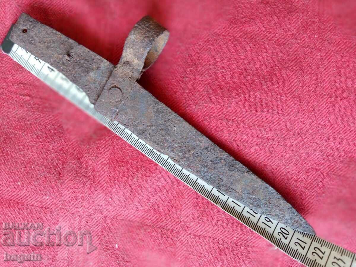 Sabie din secolul al XVIII-lea cu preț € 30.00 | 58.68 BGN