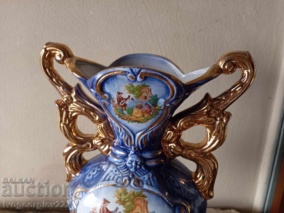 Auction  Vintage porcelain vase