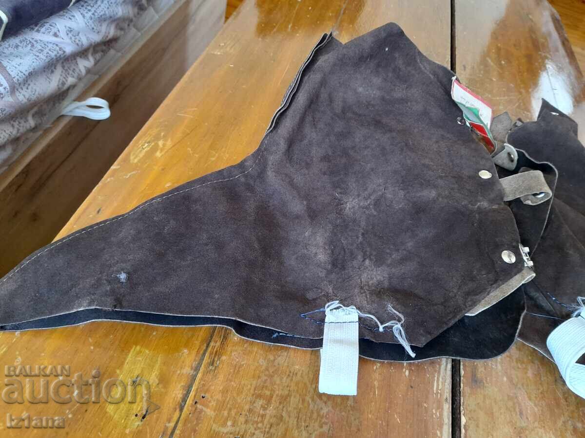Old leggings, gaiters with price 60.00 BGN | € 30.68