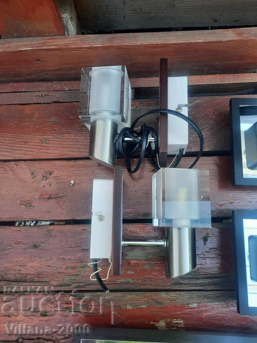 Corpuri de iluminat cu preț 50.00 BGN | € 25.56