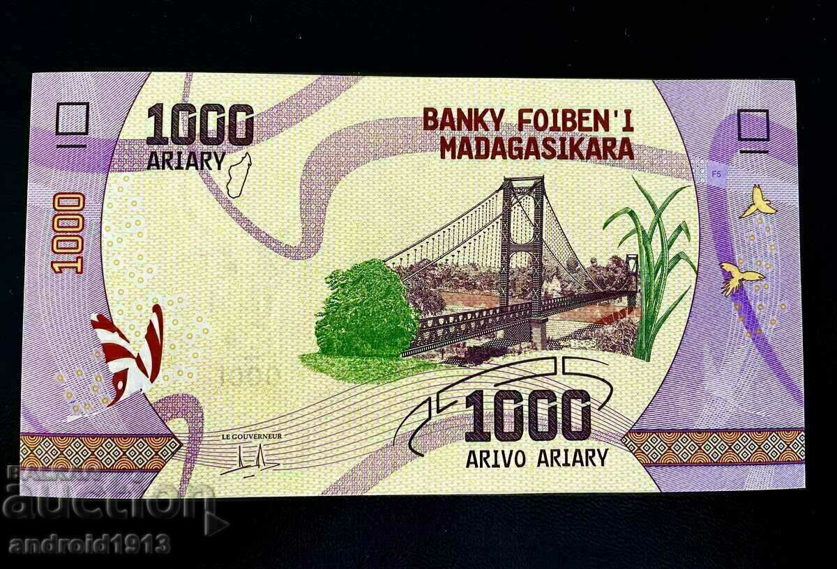 Licitație MADAGASCAR - PRET SUPERIOR!! 1000 ARYARS 2017, UNC