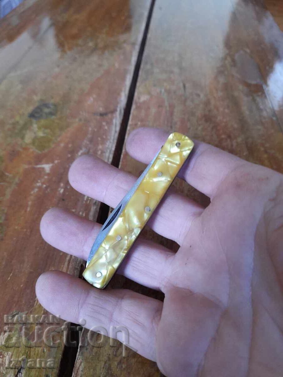 Стар джобен нож,ножче,ножка с цена 37.00 лв. | € 18.92 Стар джобен нож,ножче,ножка с цена 37.00 лв. | € 18.92