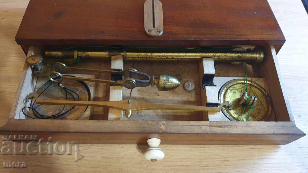 Antique professional goldsmith-medical scale - 5