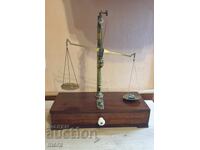 Cântar vechi profesional de aurar-medical