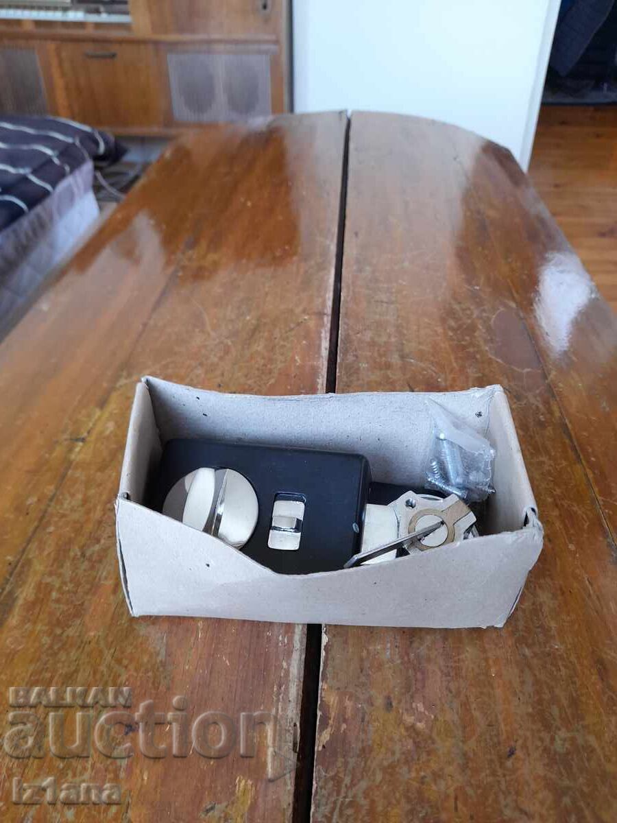 Стара допълнителна брава Tiger Стара допълнителна брава Tiger