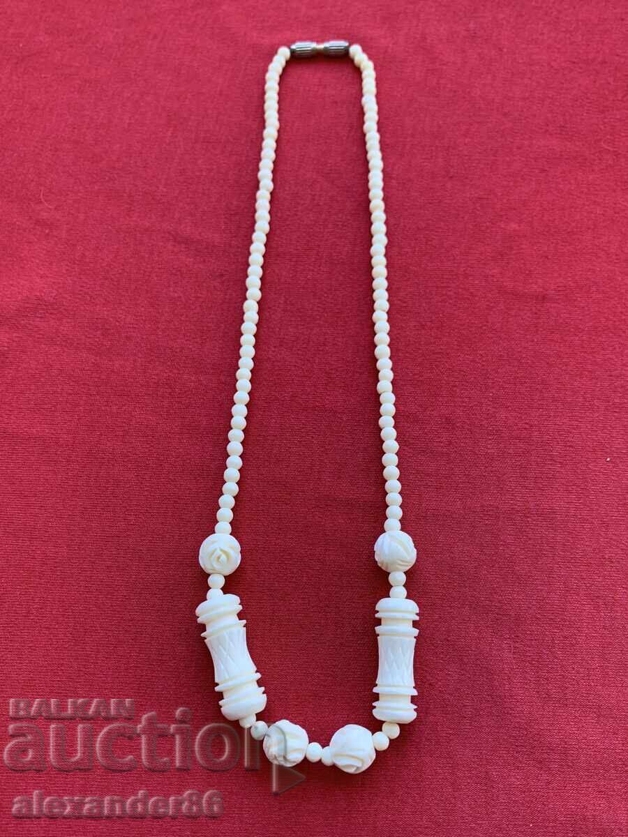 Стар гердан от кост Стар гердан от кост