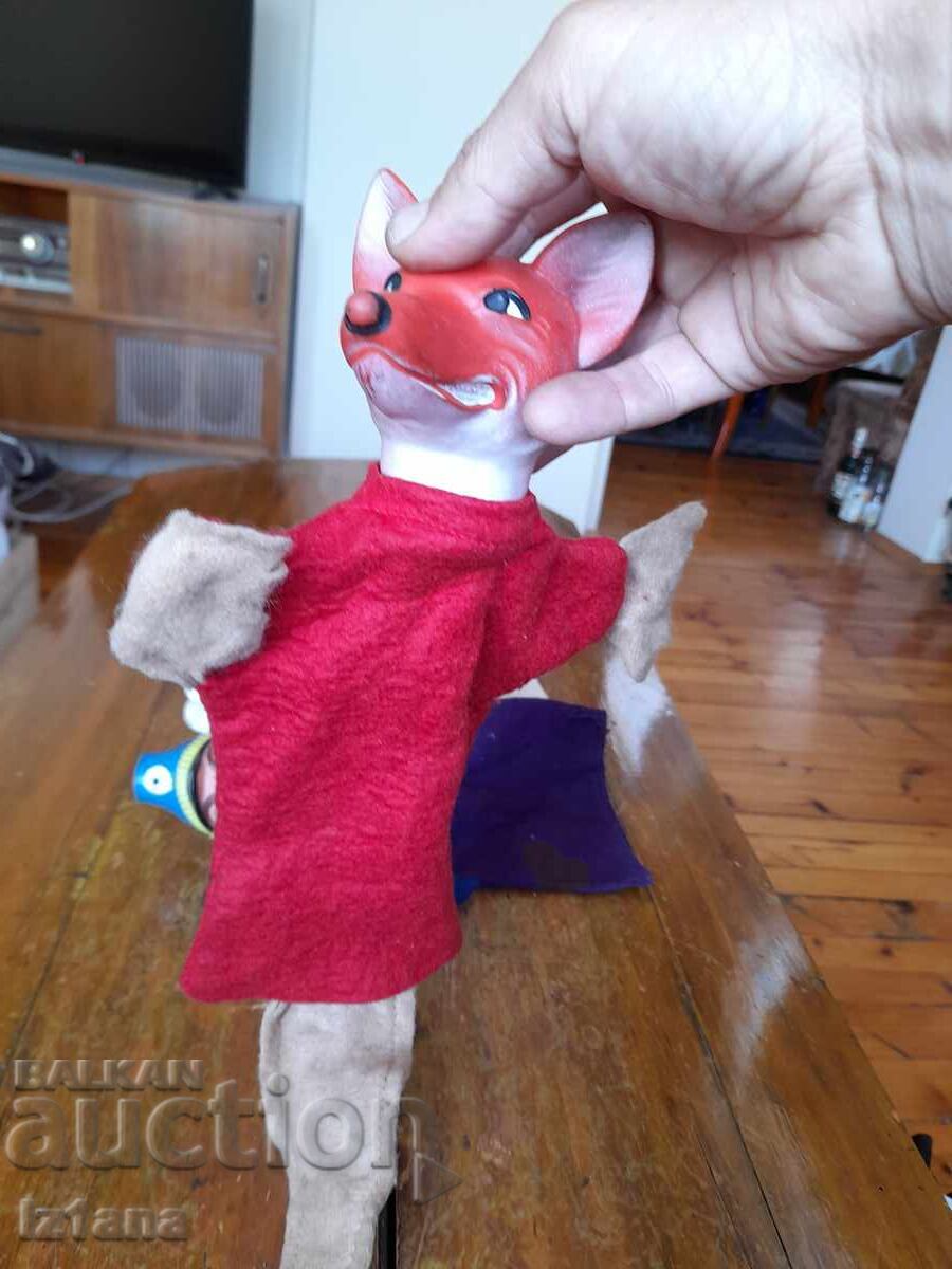 Аукцион Стари кукли за куклен театър Аукцион Стари кукли за куклен театър