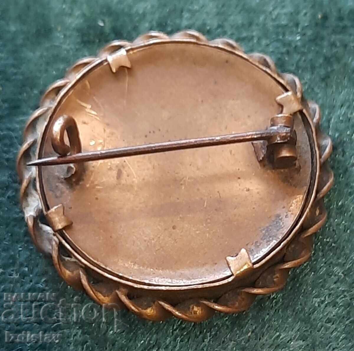 Αρχαία καρφίτσα με φωτογραφία με τιμή € 21.00 | 41.07 BGN Αρχαία καρφίτσα με φωτογραφία με τιμή € 21.00 | 41.07 BGN