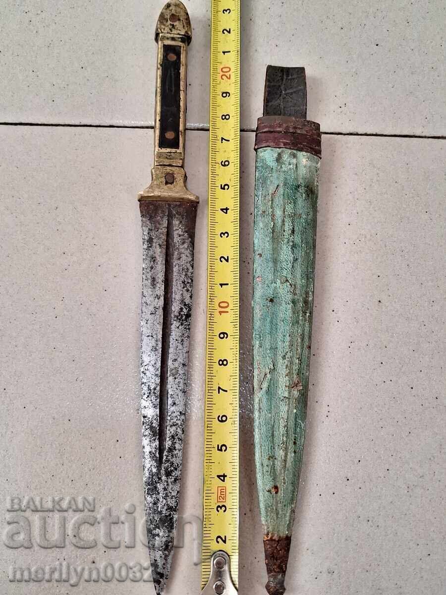 Доставка на Габровска хайдушка кама с кания нож ОРИГИНАЛ