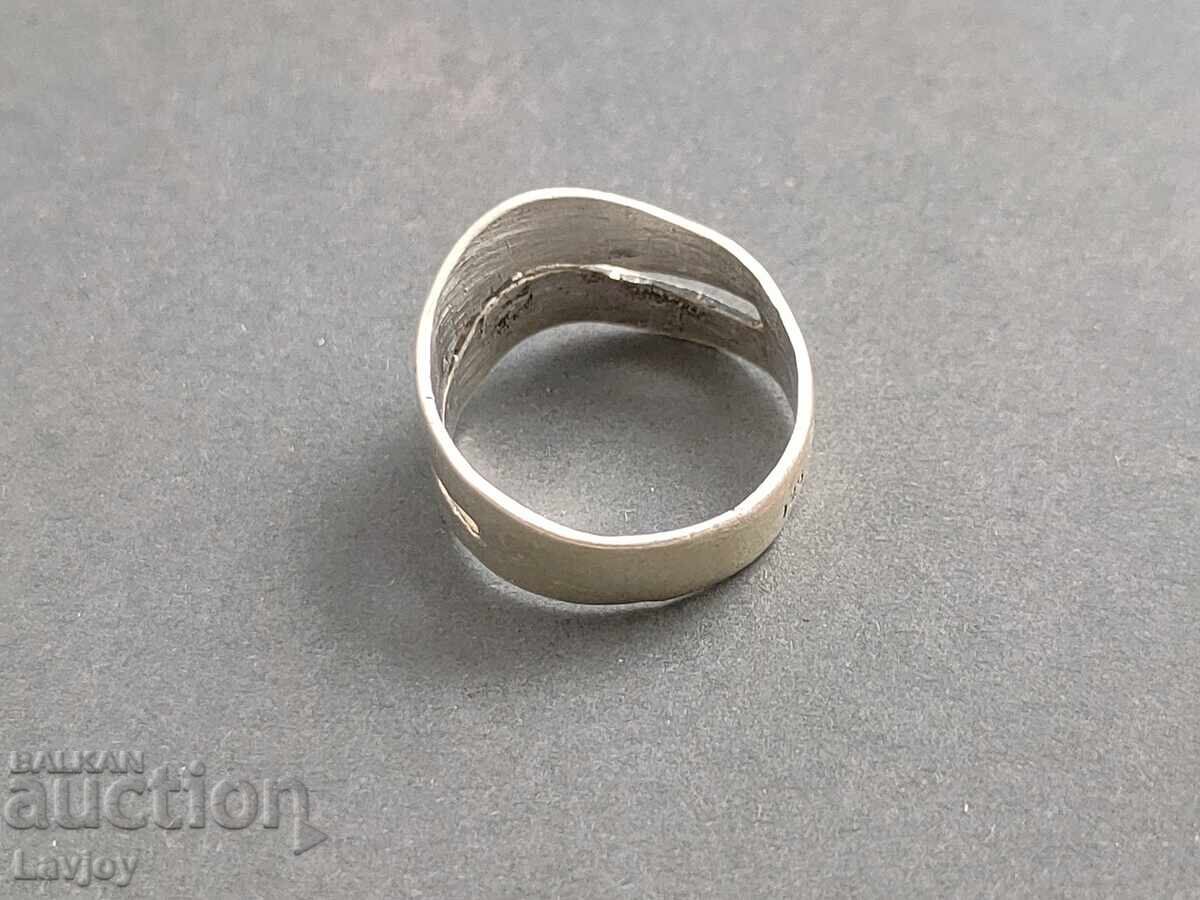 Licitație Inel retro de argint Licitație Inel retro de argint