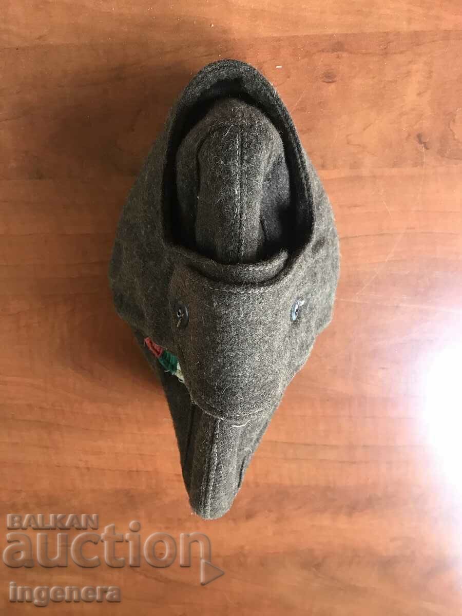 Auction  KEPE MILITARY HAT WINTER WASHED AND DISINFECTED