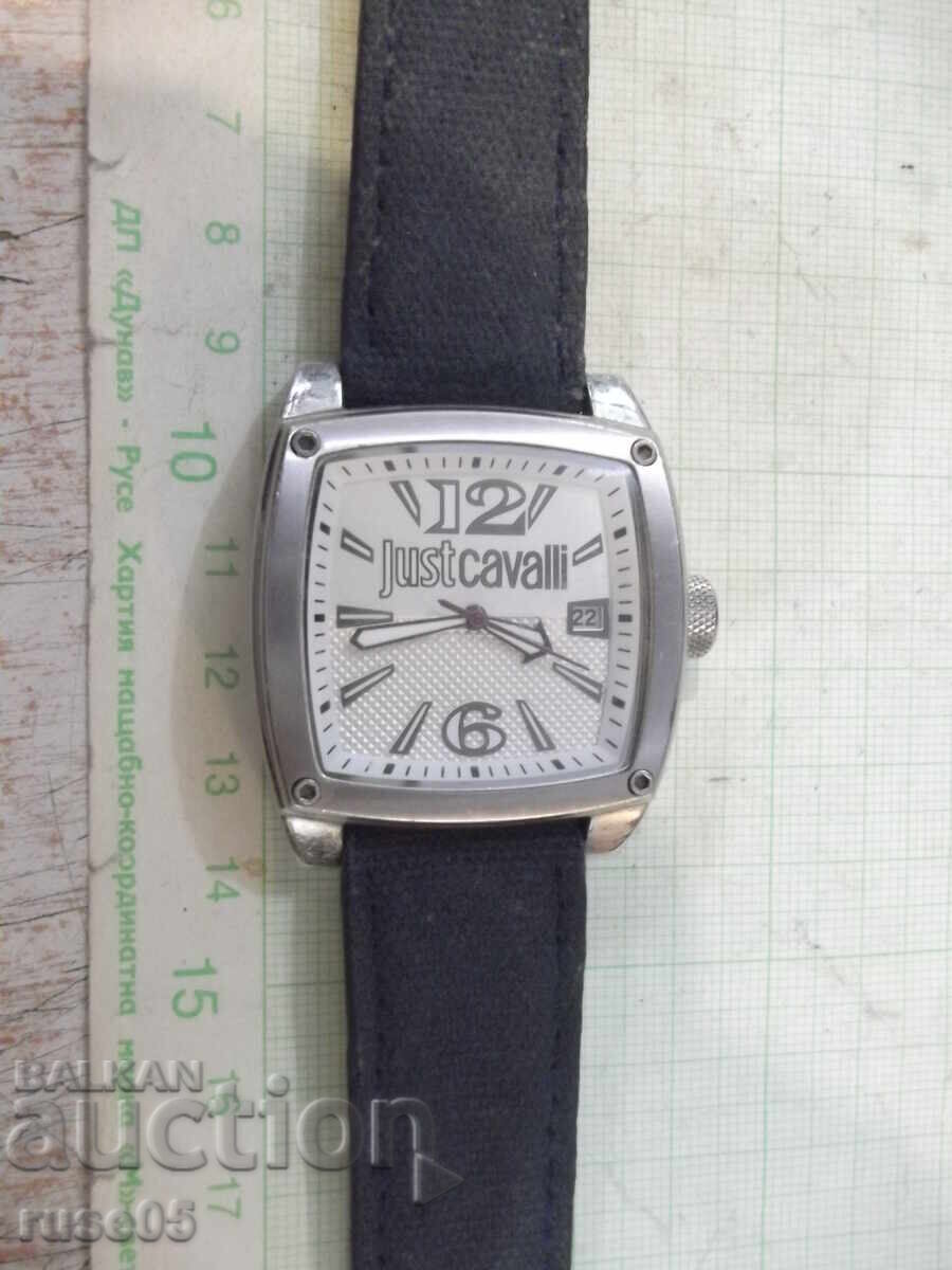Часовник "Just Cavalli" кварцов работещ с цена 15.00 лв. | € 7.67 Часовник "Just Cavalli" кварцов работещ с цена 15.00 лв. | € 7.67