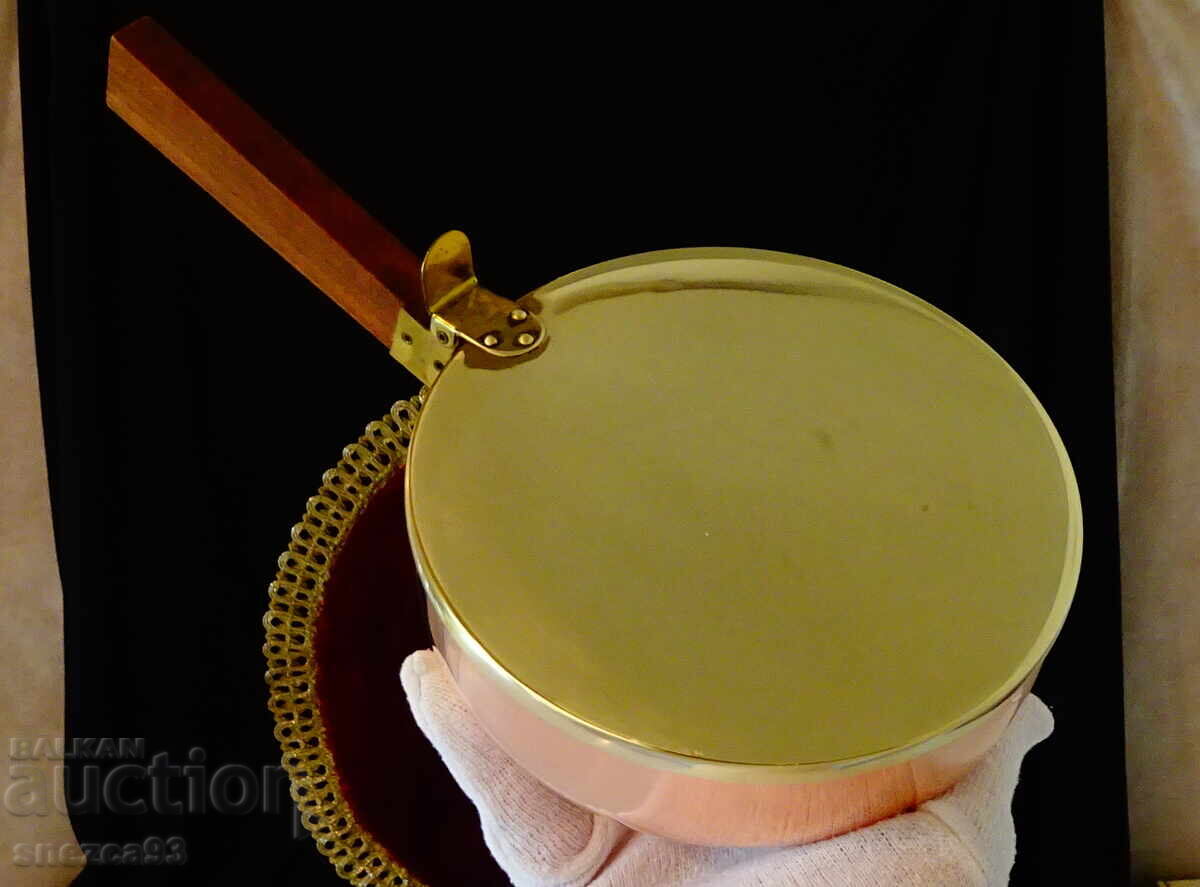 Μέλι δοχείο για ψίχουλα, χάλκινο τηγάνι με καπάκι Μέλι δοχείο για ψίχουλα, χάλκινο τηγάνι με καπάκι