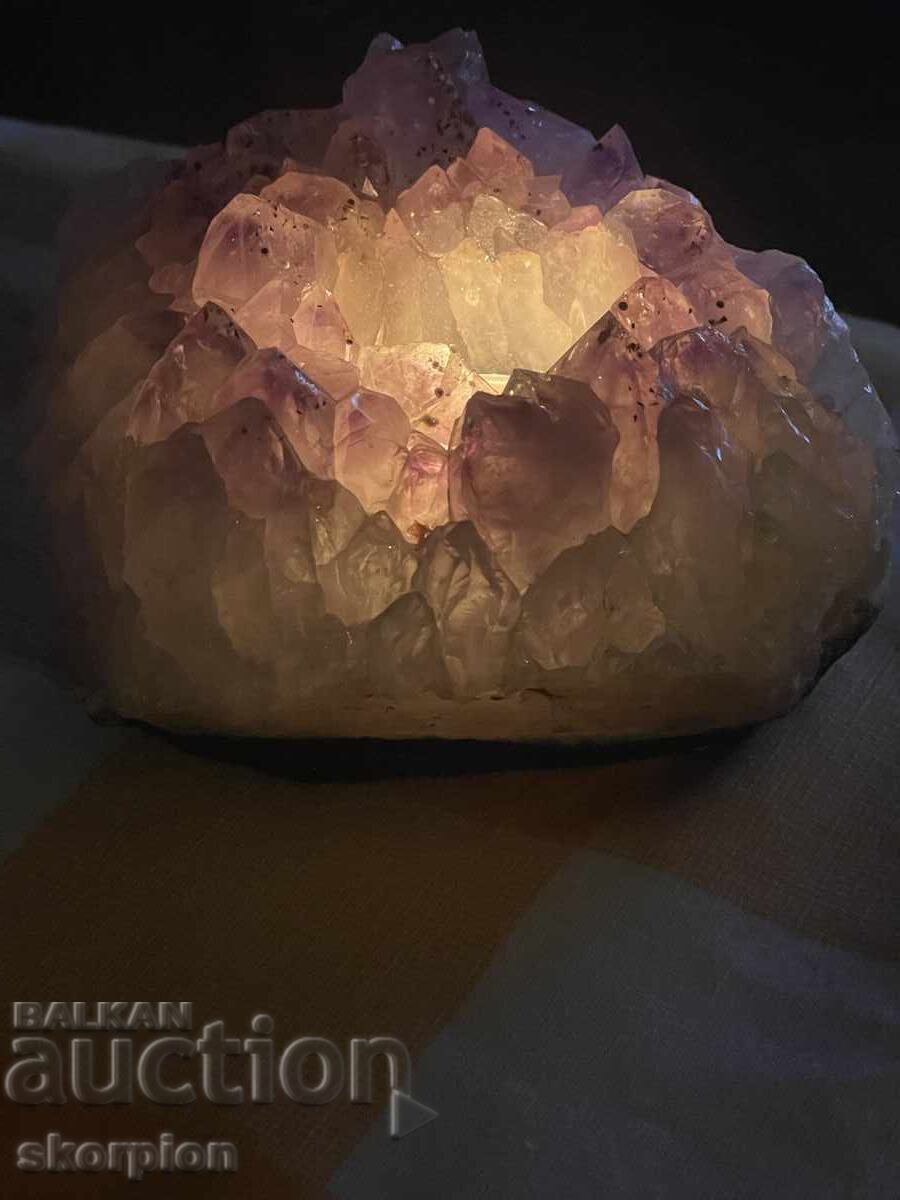 Κάτοχος κεριών τσαγιού από αμέθυστο με τιμή € 46.02 | 90.01 BGN