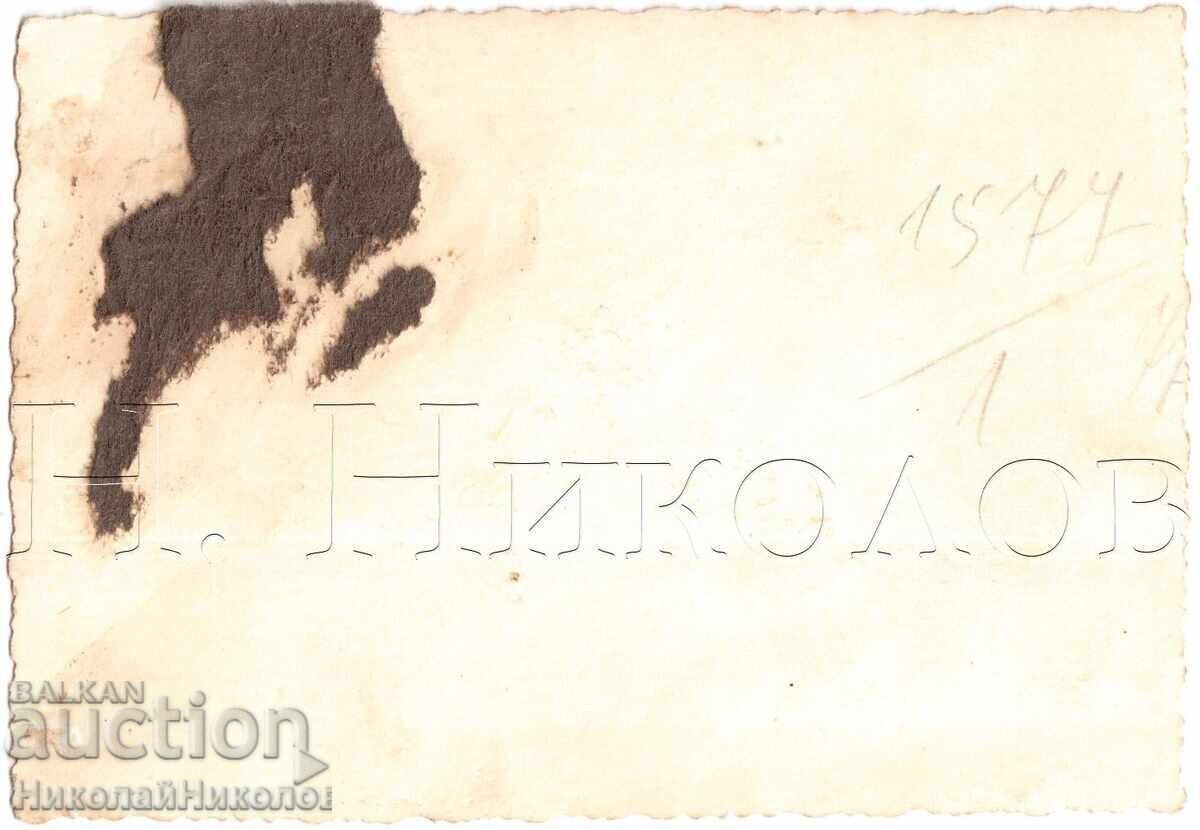 Licitație FOTOGRAFIE VECHE BĂRBAT MERGÂND CU BICICLETA ACVATICĂ "SNEJA" E055