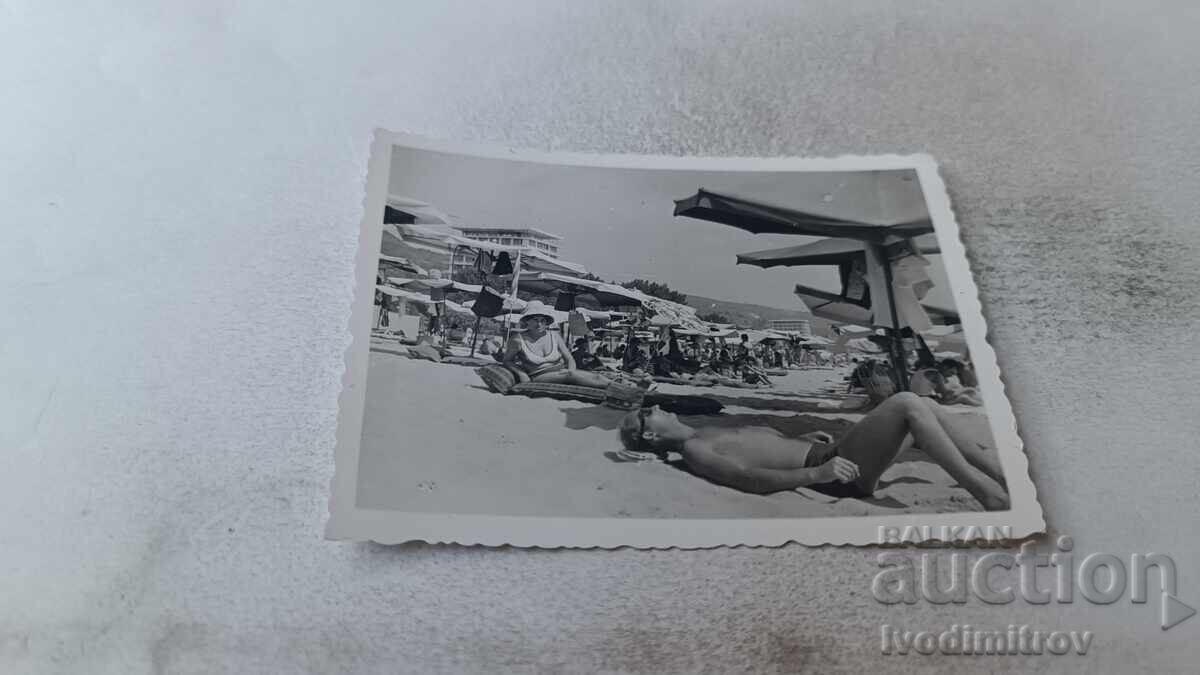 Φωτογραφία Άνθρωπος στην παραλία