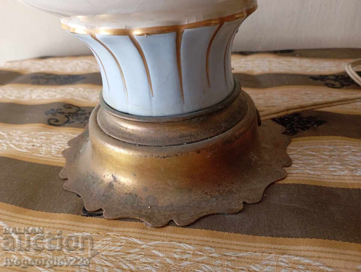 Vintage table lamp with price 90.00 BGN | € 46.02