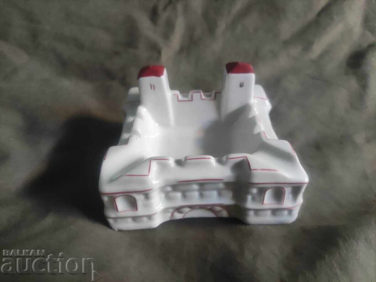 порцеланов пепелник Баба Вида - 7 порцеланов пепелник Баба Вида - 7