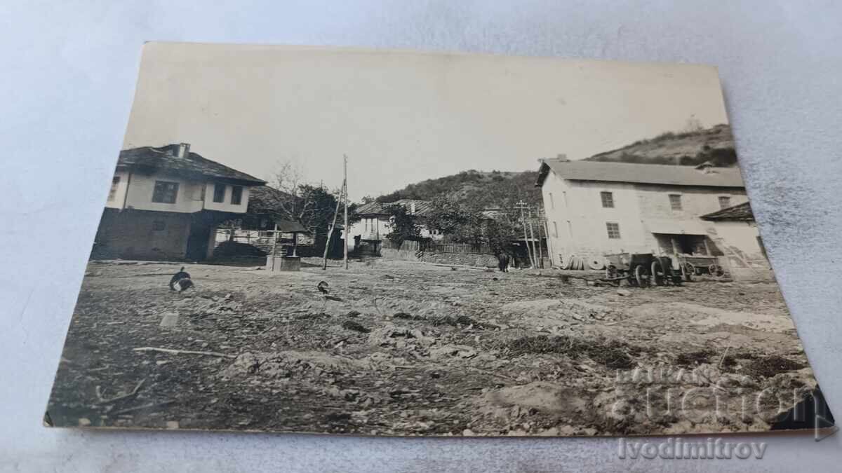 Снимка Мегдана на селото