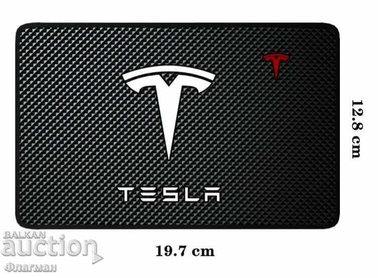 Υπόστρωμα ταμπλό για "TESLA" με τιμή 10.00 BGN | € 5.11