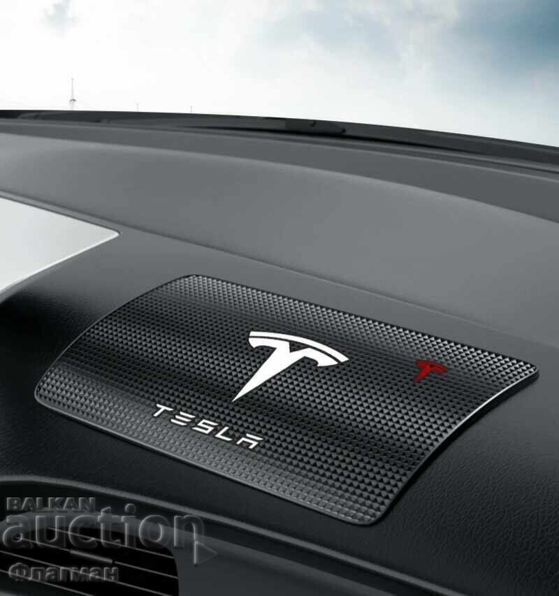 Delivery of Dashboard underlay for "TESLA"