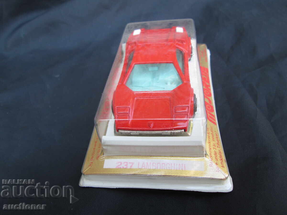 MAJORETTE, LAMBORGHINI COUNTACH - NEW 1980-1995 with price 30.00 BGN | € 15.34