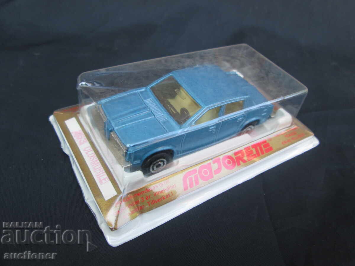 MAJORETTE, OLDSMOBILE 253- НОВО 1975