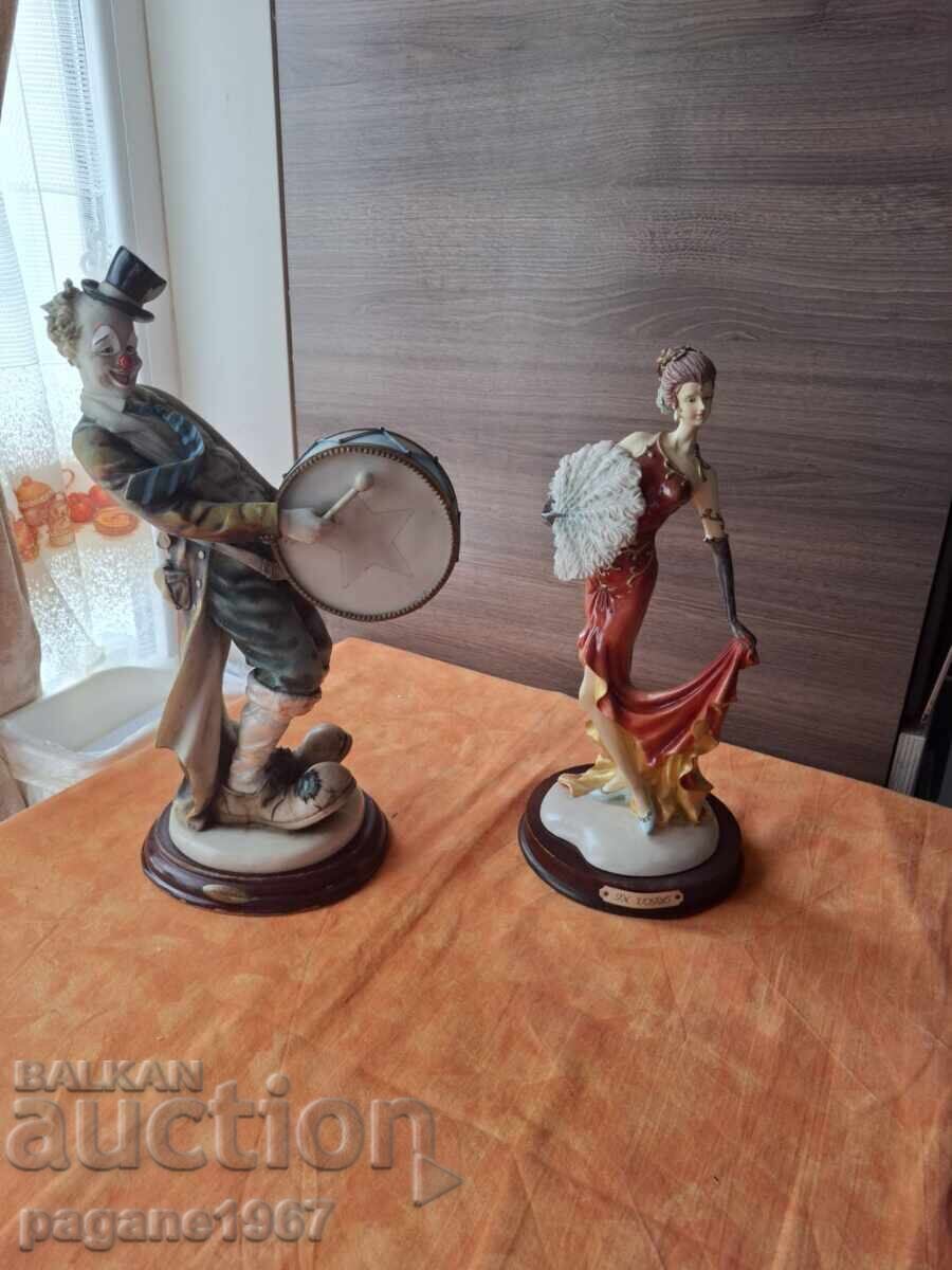 Big clowns with markings Big clowns with markings