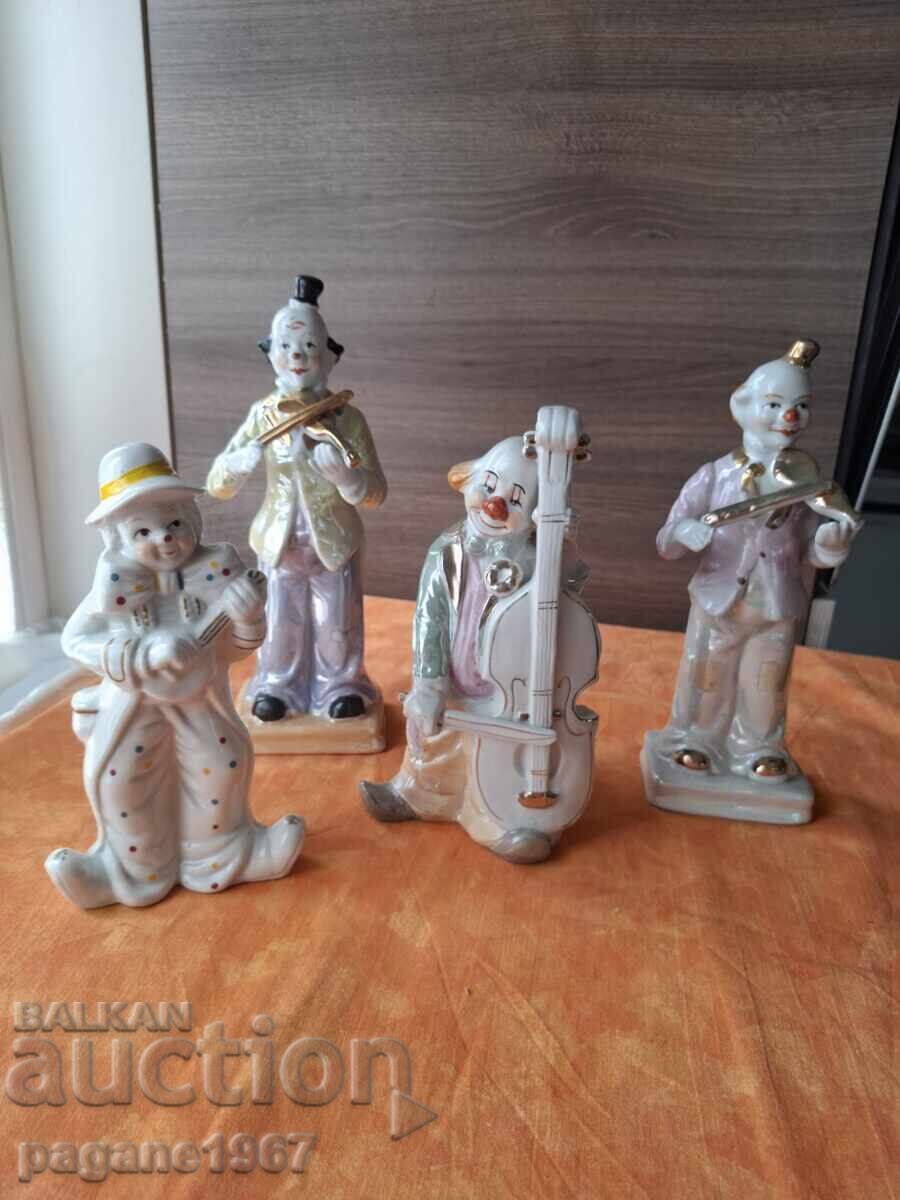 Порцеланови клоуни без маркировки с цена 40.00 лв. | € 20.45