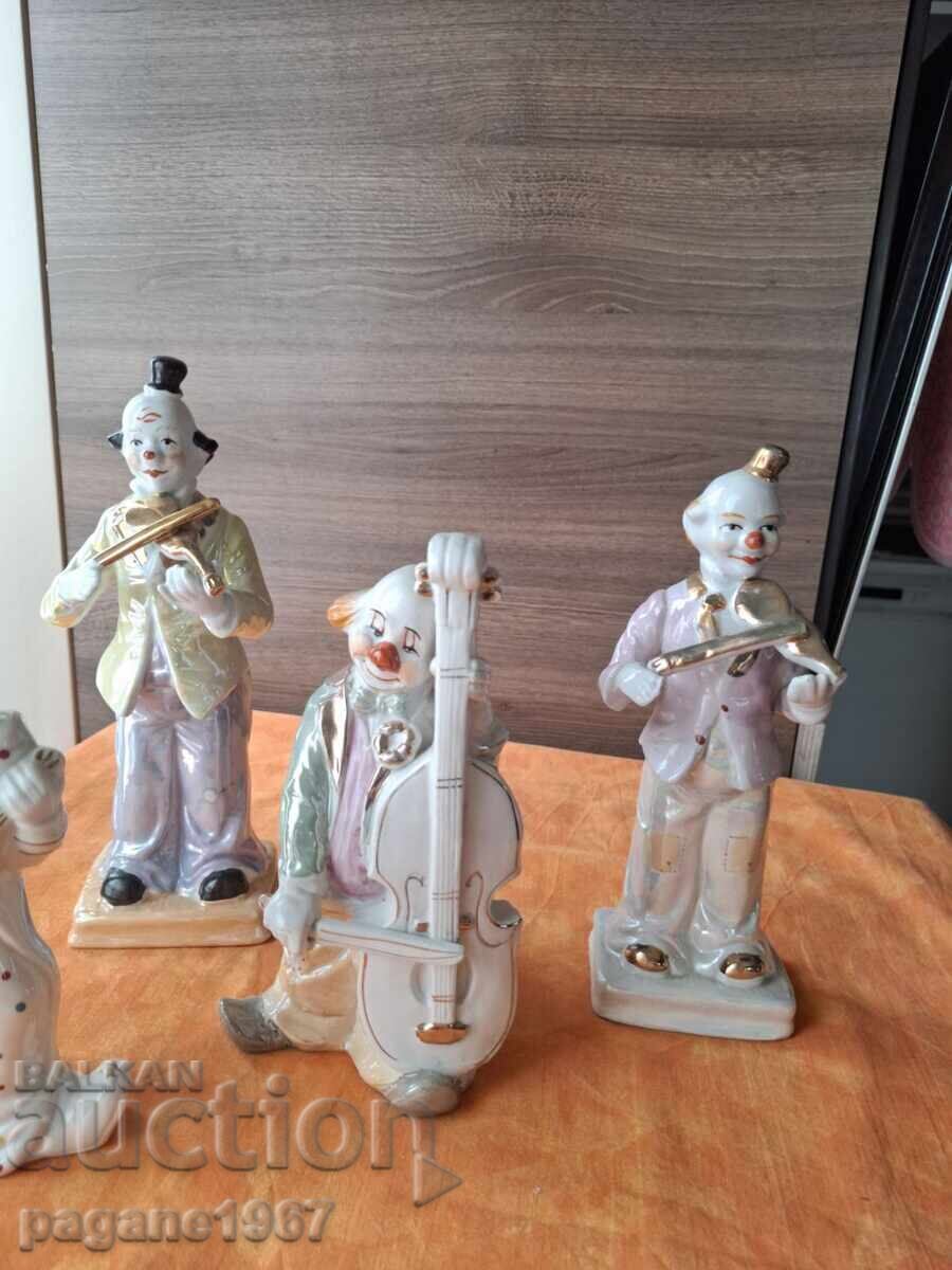 Доставка на Порцеланови клоуни без маркировки