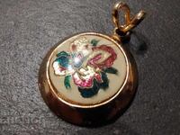 Медальон висулка печат марков 21.09.25