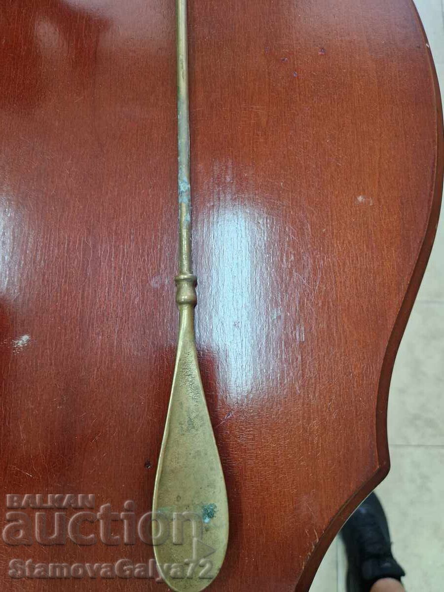 Un cizmar englezesc antic mare din bronz - 5