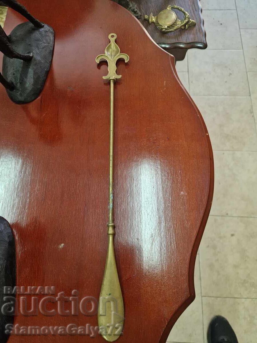 Un cizmar englezesc antic mare din bronz - 7