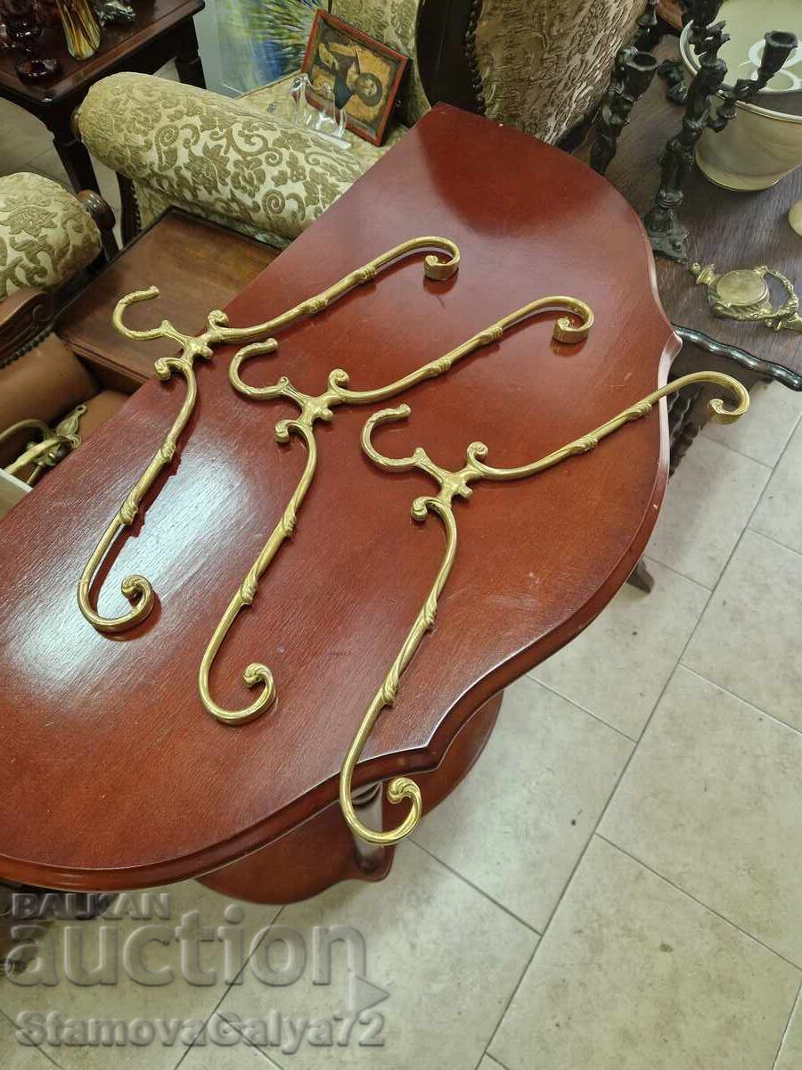 Lot de 3 umerașe franceze din bronz antic Lot de 3 umerașe franceze din bronz antic