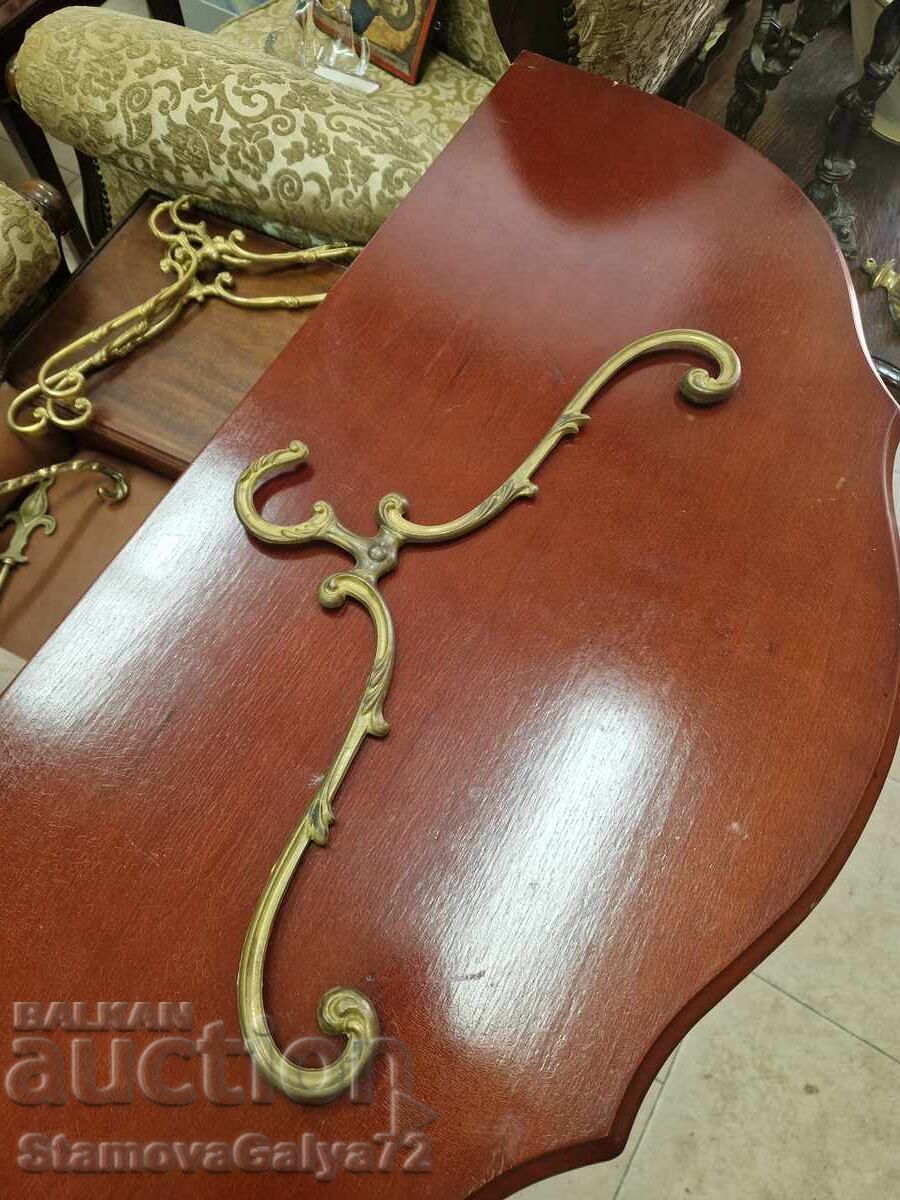 Beautiful antique English bronze coat rack with price 59.00 BGN | € 30.17 Beautiful antique English bronze coat rack with price 59.00 BGN | € 30.17