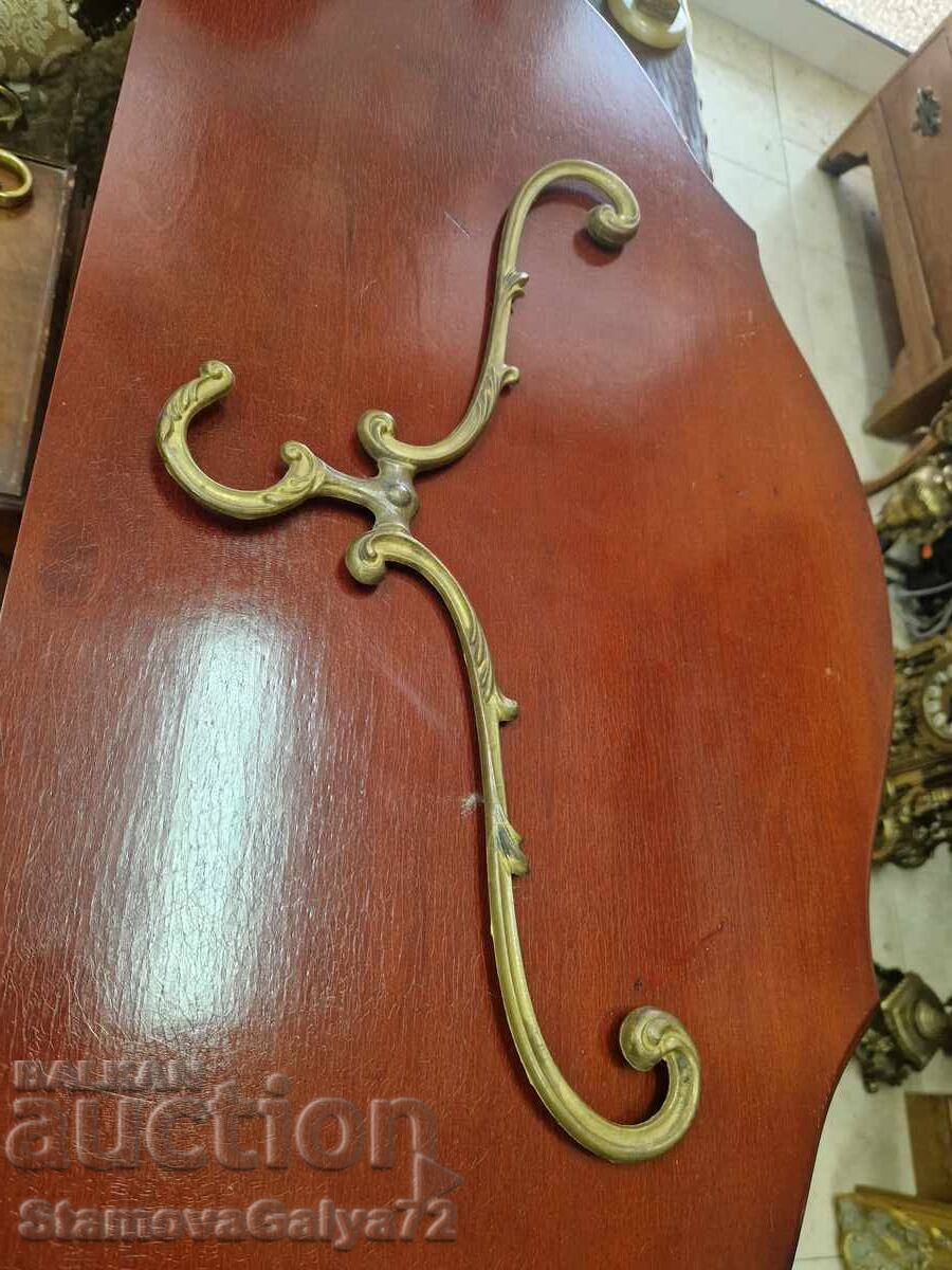 Delivery of Beautiful antique English bronze coat rack Delivery of Beautiful antique English bronze coat rack