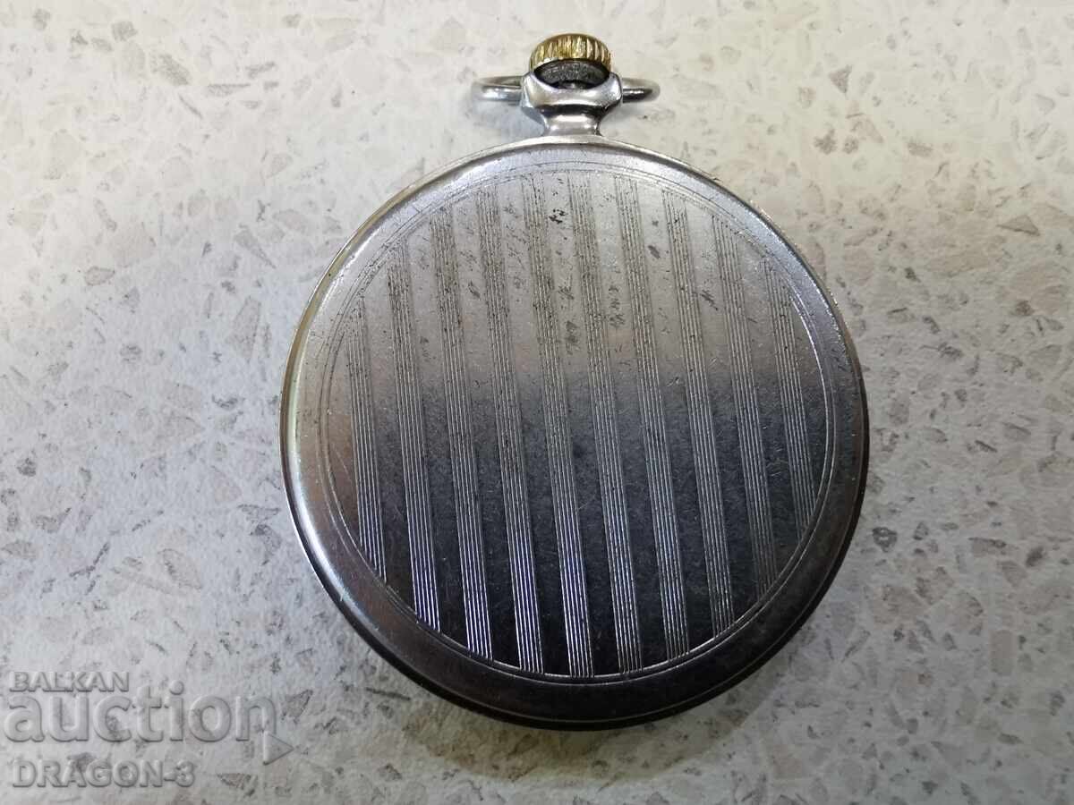 МЪЛНИЯ с цена 25.00 лв. | € 12.78 МЪЛНИЯ с цена 25.00 лв. | € 12.78