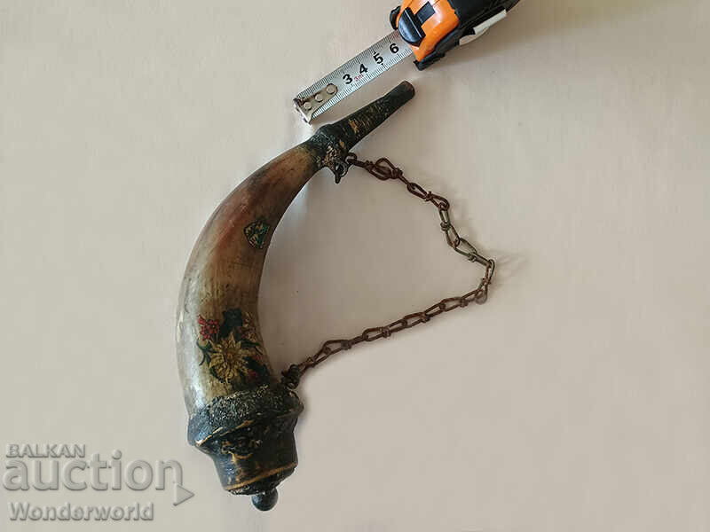 Παράδοση Αρχαία χαϊδούκικη κέρατινη μπαρουτοθήκη για φλεγόμενο τουφέκι, πιστόλι Παράδοση Αρχαία χαϊδούκικη κέρατινη μπαρουτοθήκη για φλεγόμενο τουφέκι, πιστόλι