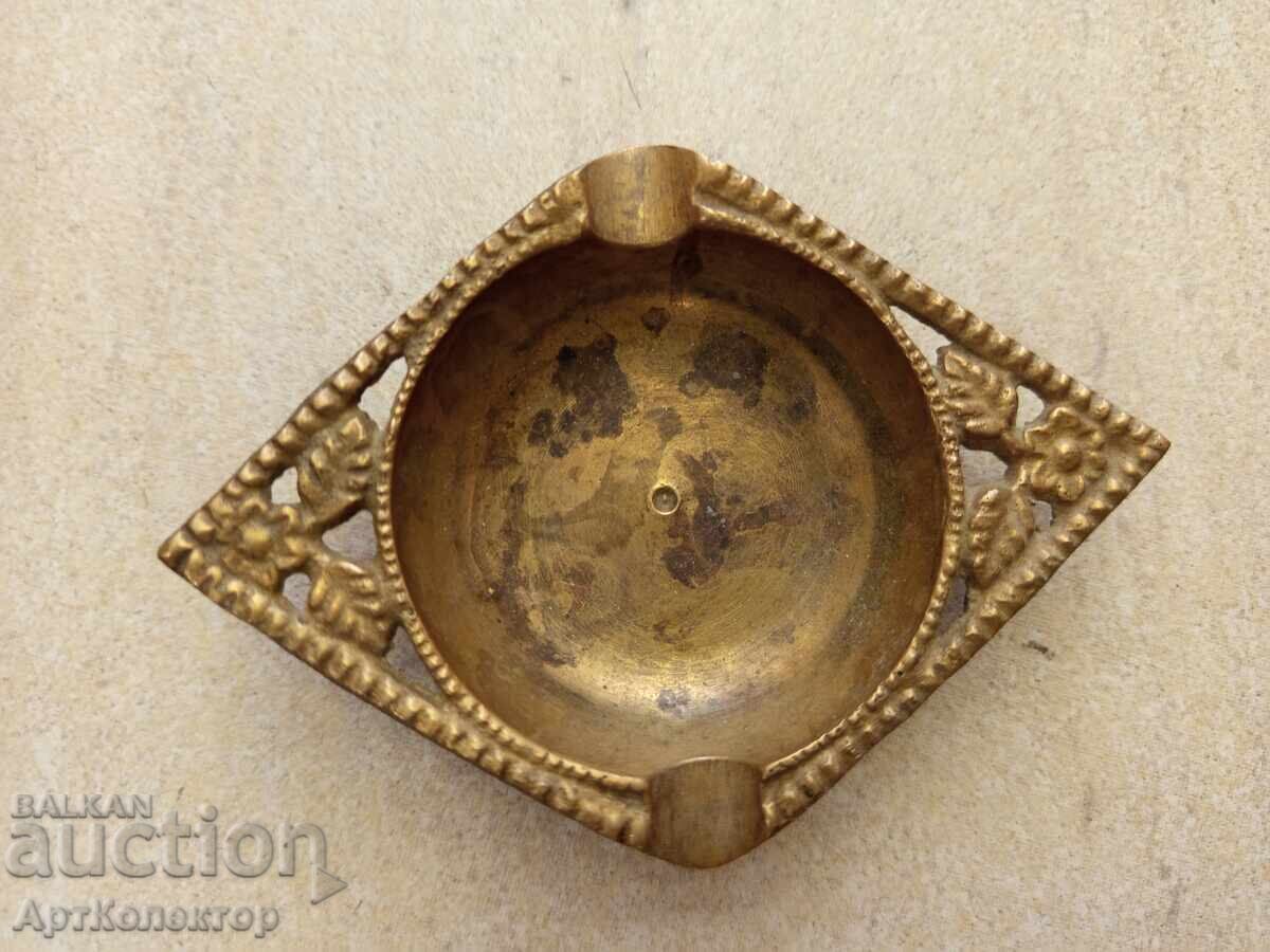 Brass ashtray, bronze