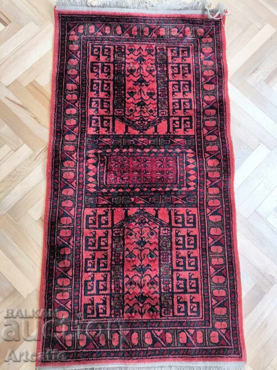 Ориенталски килим пътека