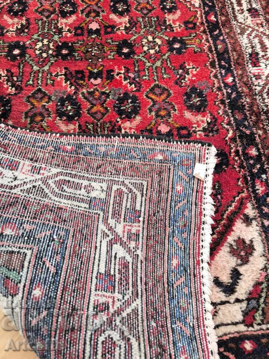 Delivery of Hand-knotted Oriental rug