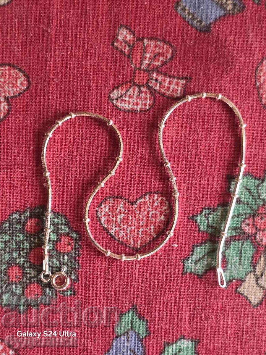 Silver bracelet. 23cm. I'm launching over 100 Auctions. Take a look