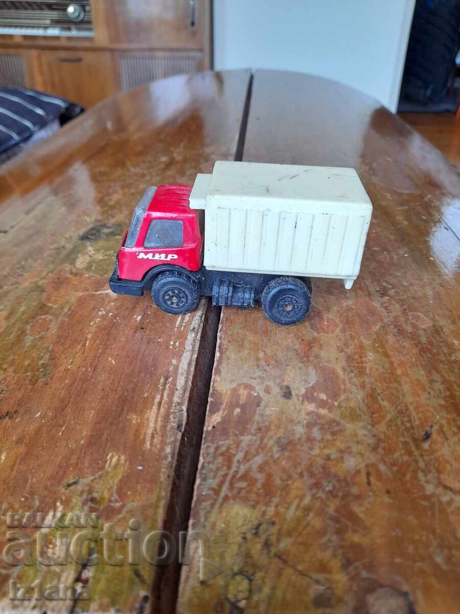 Livrarea Vechi camion MIR Livrarea Vechi camion MIR