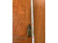 GREUTATEA CEASULUI DE PERETE