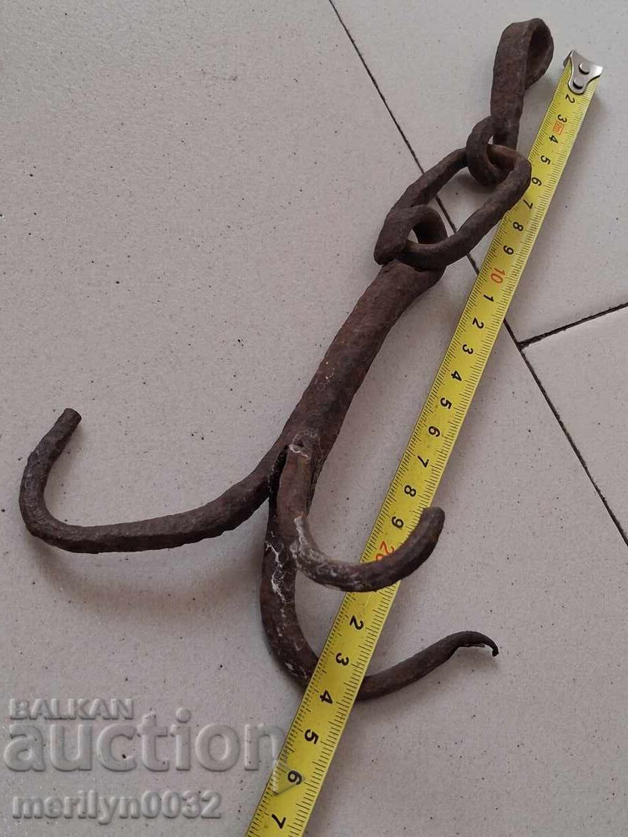 Licitație Cârlig forjat vechi, cârlig triplu